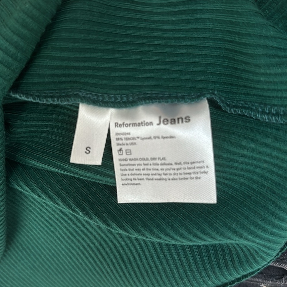Reformation emerald green ribbed mini dress - Picture 5 of 7